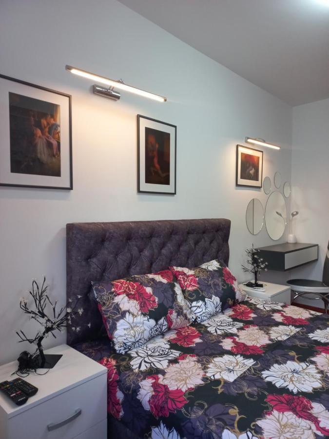 Twins Apartments Čačak Dış mekan fotoğraf
