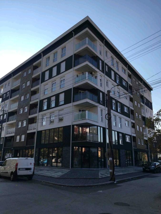 Twins Apartments Čačak Dış mekan fotoğraf
